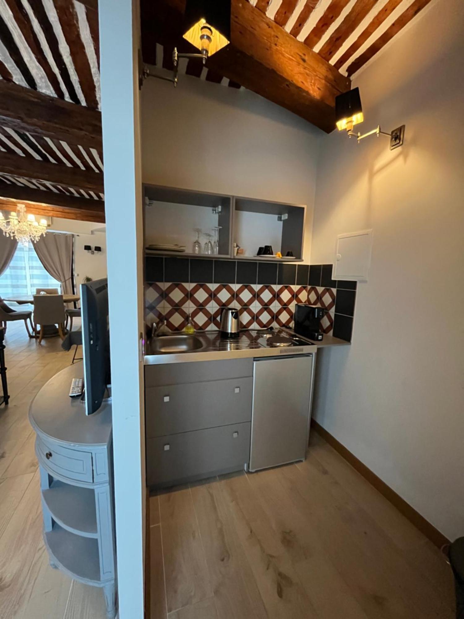 Maison D'Hotes Les Varietes Saint-Rémy-de-Provence エクステリア 写真