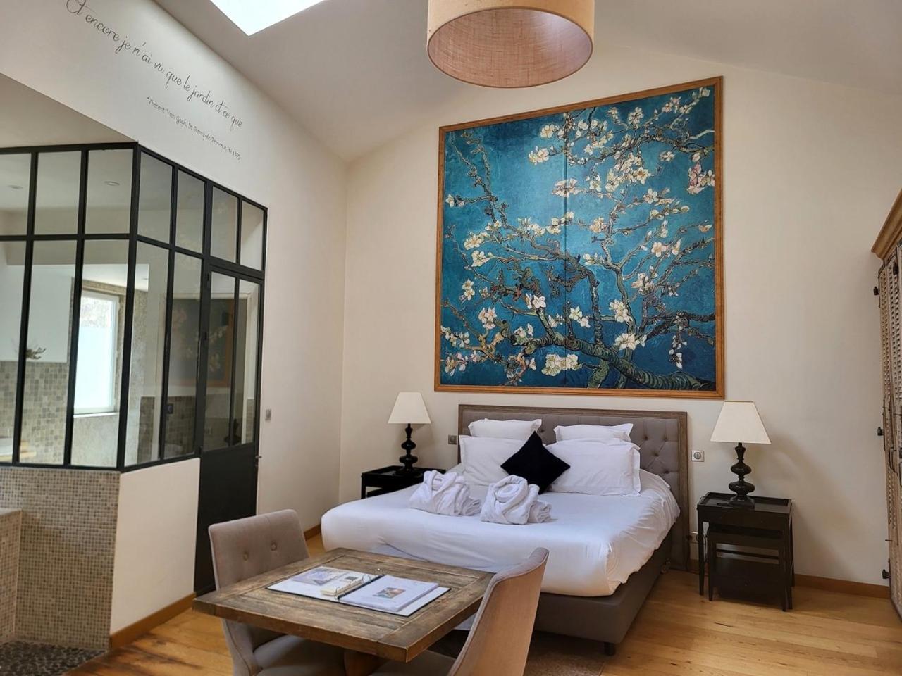 Maison D'Hotes Les Varietes Saint-Rémy-de-Provence エクステリア 写真