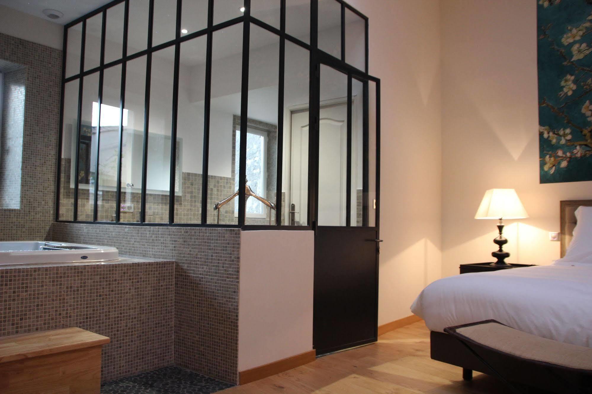 Maison D'Hotes Les Varietes Saint-Rémy-de-Provence エクステリア 写真