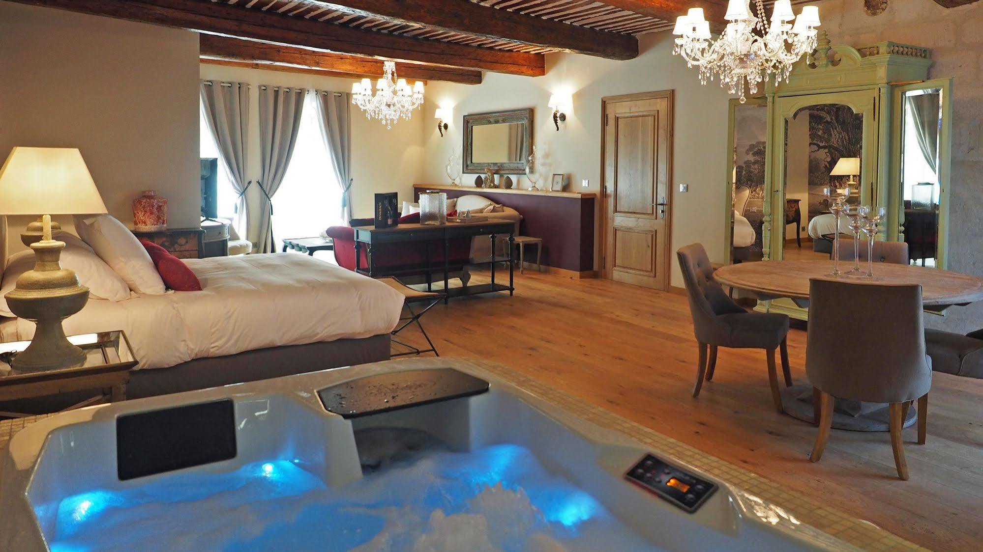 Maison D'Hotes Les Varietes Saint-Rémy-de-Provence エクステリア 写真