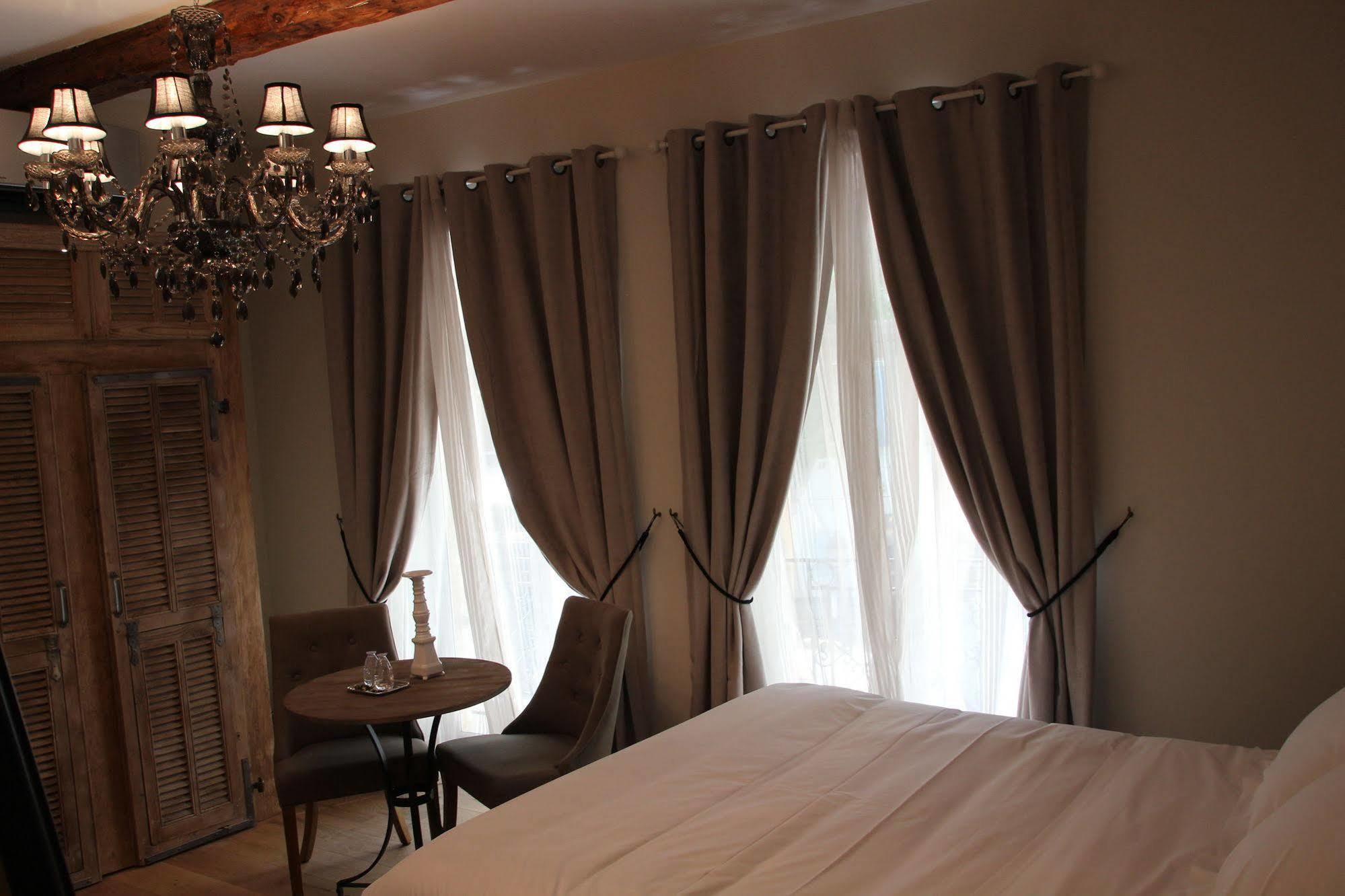Maison D'Hotes Les Varietes Saint-Rémy-de-Provence エクステリア 写真