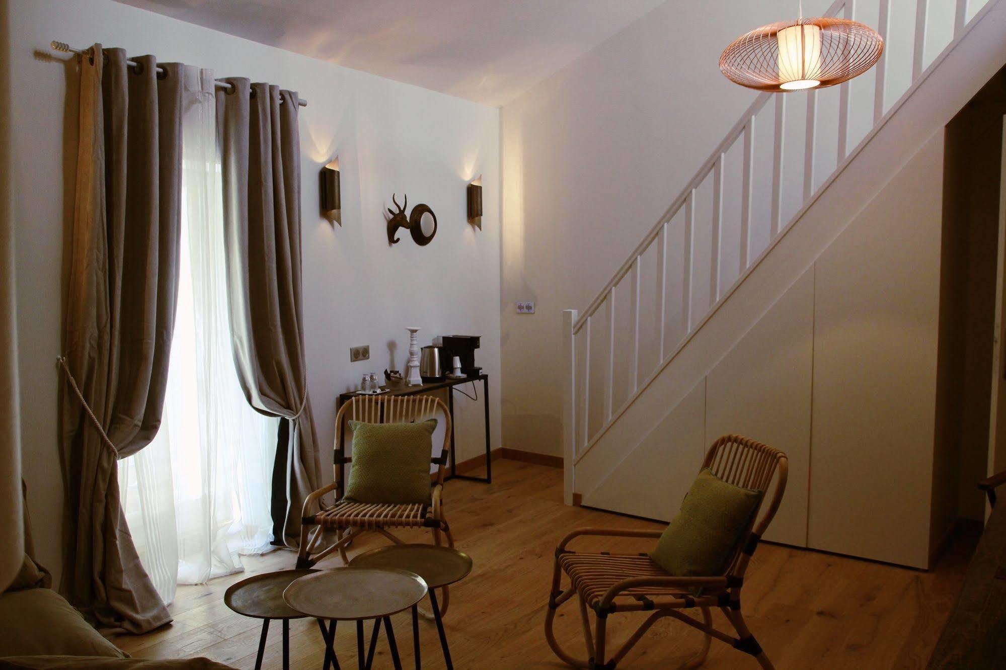 Maison D'Hotes Les Varietes Saint-Rémy-de-Provence エクステリア 写真